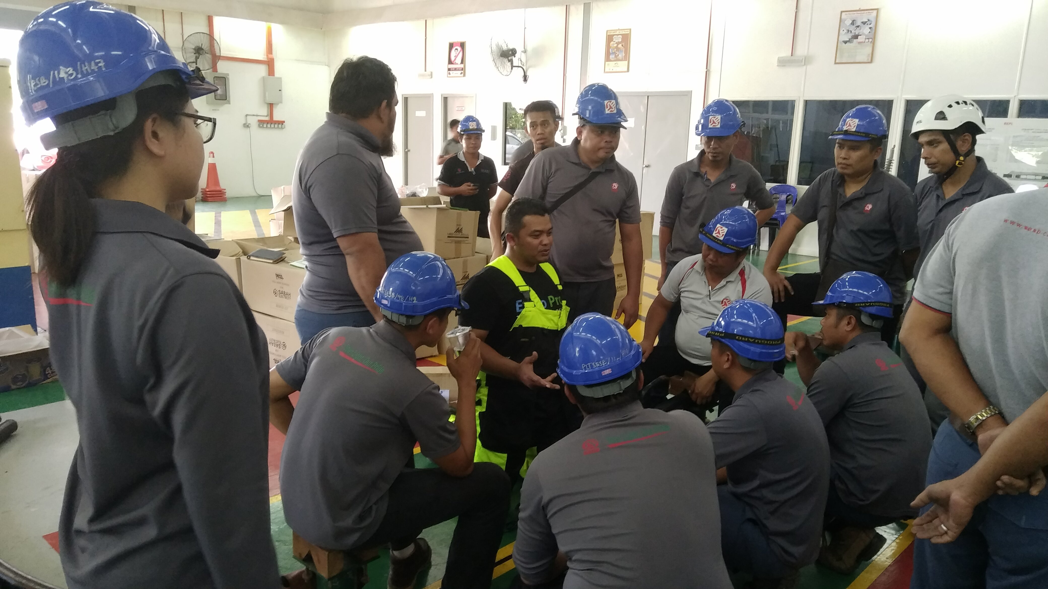 Joint-installation-training-for-Power-Utility-West-Malaysia.jpg