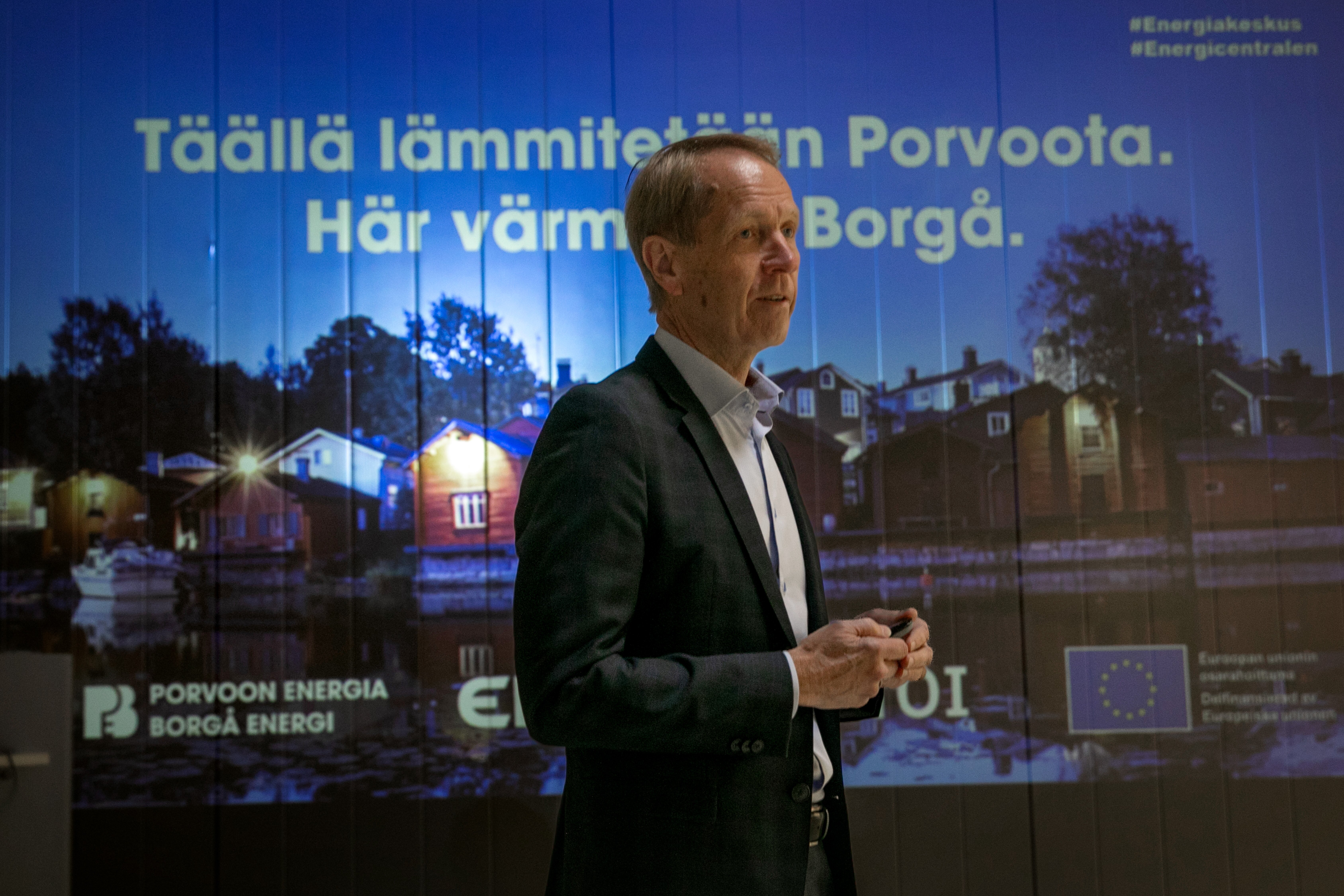 Enston toimitusjohtaja Markku Moilanen energiakeskuksen avajaisissa Enstolla Porvoossa.