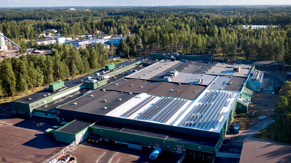 solar-power-plant-at-ensto-porvoo-7.jpg