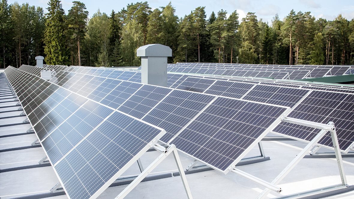 solar-power-plant-at-ensto-porvoo-8.jpg