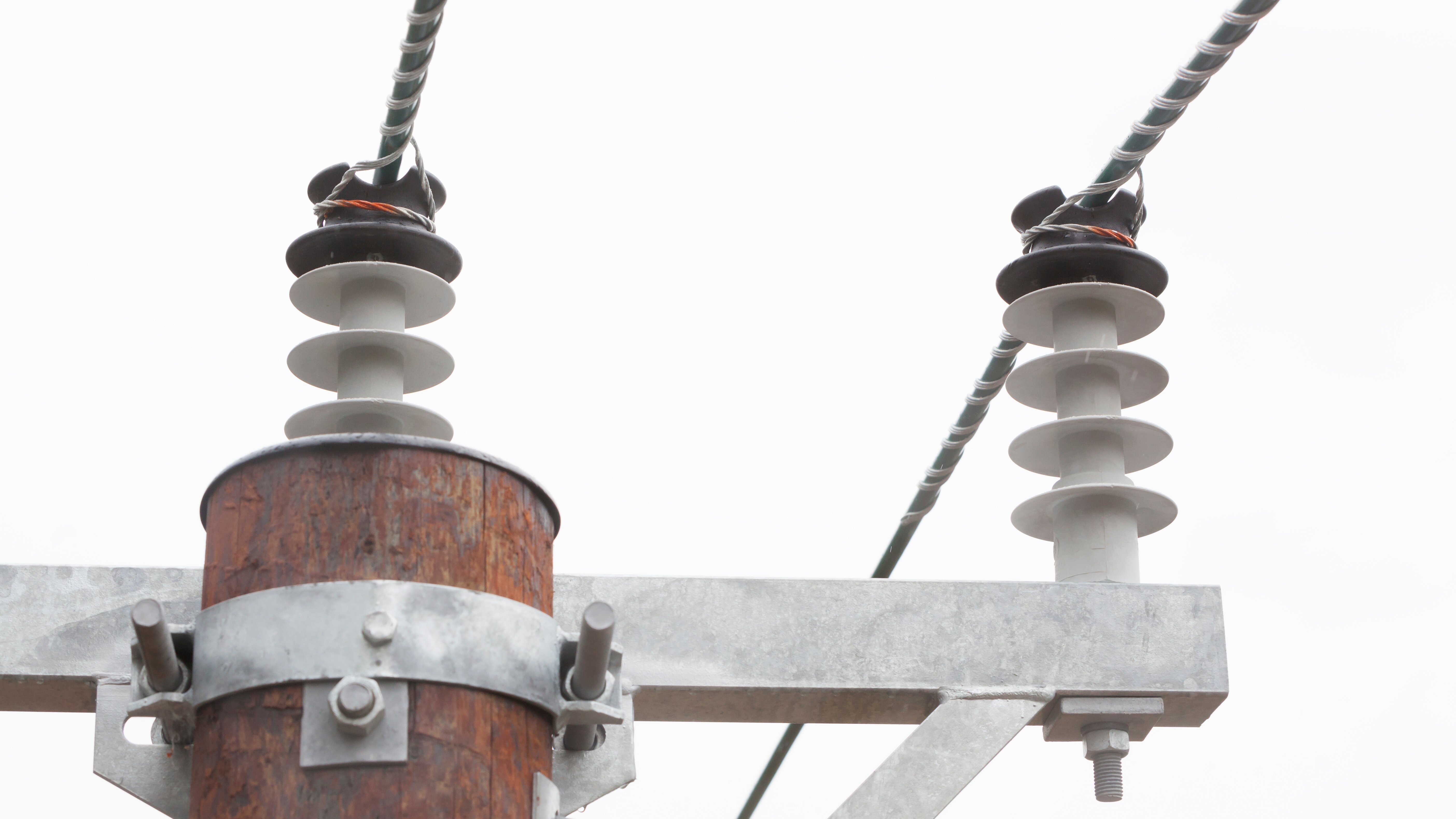 Vattenfall chose new composite line post insulators.