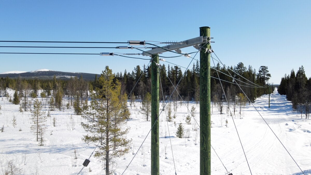 Cove Rd Conductor Line Swedish DSO Vattenfall Protects Electricity Line with Ensto’s Full ...