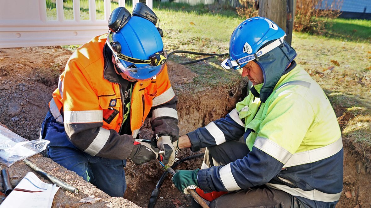The installation of low voltage accessory kit.