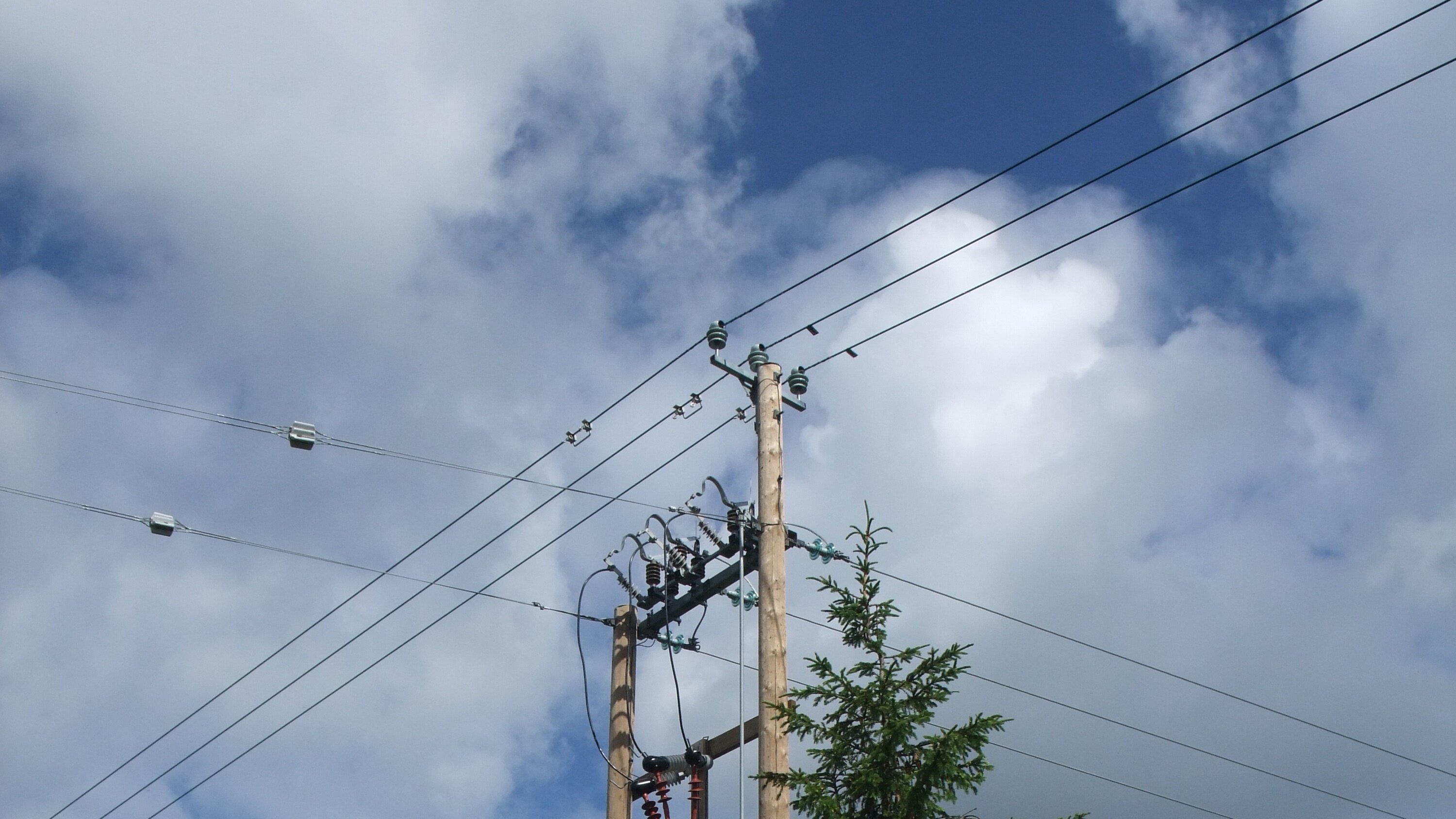 Overhead line in Artjärvi, Myrskylä.